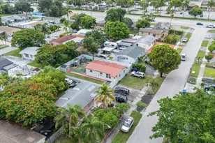 1600 N 68th Ave, Hollywood, FL 33024 - Photo 18