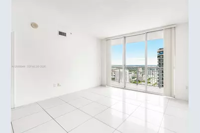 1750 N Bayshore Dr #PH-5309, Miami, FL 33132 - Photo 8