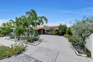 201 NE 57th Ct, Oakland Park, FL 33334 - Photo 42