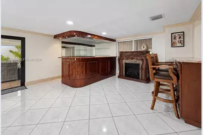 7961 W 6th Ave, Hialeah, FL 33014 - Photo 16
