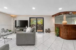 7961 W 6th Ave, Hialeah, FL 33014 - Photo 18