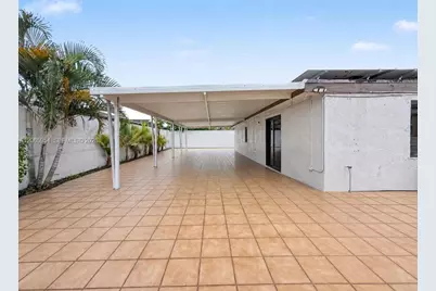 7961 W 6th Ave, Hialeah, FL 33014 - Photo 32