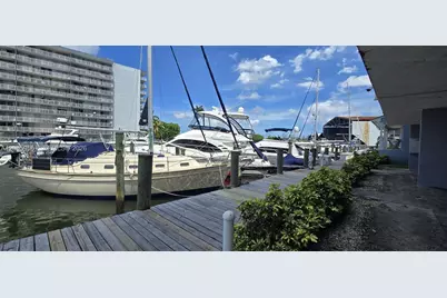 2415 NW 16th St Rd #315, Miami, FL 33125 - Photo 2