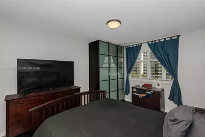 770 Claughton Island Dr #809, Miami, FL 33131 - Photo 16