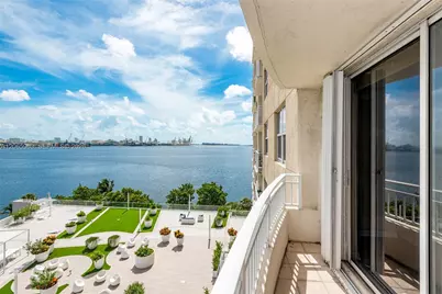 770 Claughton Island Dr #809, Miami, FL 33131 - Photo 2