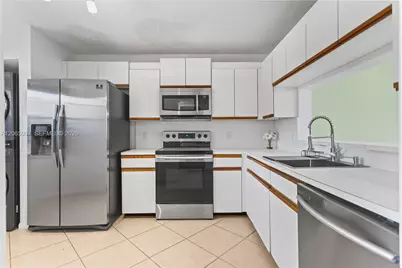 1100 SW 128th Ter #210U, Pembroke Pines, FL 33027 - Photo 1