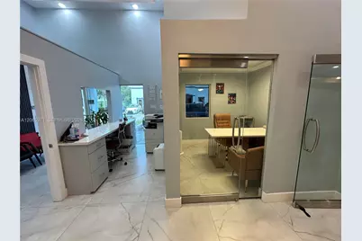 5941 NW 173rd Dr #B-8, Hialeah, FL 33015 - Photo 10