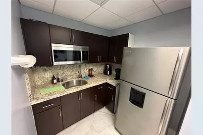 5941 NW 173rd Dr #B-8, Hialeah, FL 33015 - Photo 16