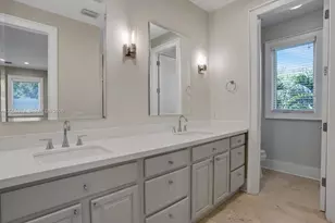 3072 Carter St, Miami, FL 33133 - Photo 10