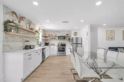 407 S 56th Ter, Hollywood, FL 33023 - Photo 20