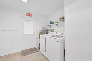 407 S 56th Terrace, Hollywood, FL 33023 - Photo 40
