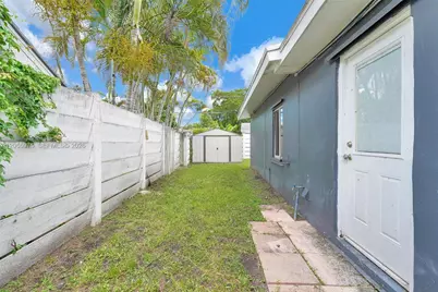 407 S 56th Ter, Hollywood, FL 33023 - Photo 50