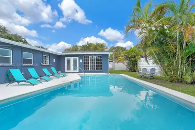407 S 56th Ter, Hollywood, FL 33023 - Photo 12