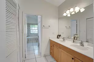 25 Ludlam Dr, Miami Springs, FL 33166 - Photo 16