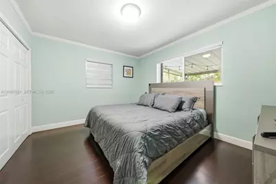 6414 SW 7th St, Pembroke Pines, FL 33023 - Photo 6