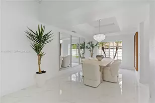 695 NW 107th Ln, Coral Springs, FL 33071 - Photo 10