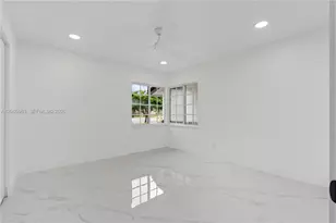 695 NW 107th Ln, Coral Springs, FL 33071 - Photo 20
