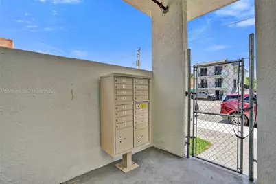 1567 NW 1st St #14, Miami, FL 33125 - Photo 16