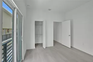 1567 NW 1st St, Miami, FL 33125 - Photo 12