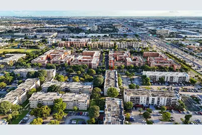 5665 W 20th Ave #212, Hialeah, FL 33012 - Photo 28