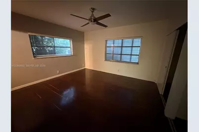 485 S Shore Dr, Miami Beach, FL 33141 - Photo 12