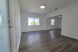 6240 SW 21st St (Upstairs), Miami, FL 33155 - Photo 10