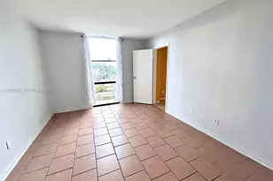 13499 Biscayne Blvd, North Miami, FL 33181 - Photo 12
