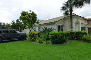 474 SW 205th Ave, Pembroke Pines, FL 33029 - Photo 4
