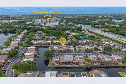 12316 NW 11th Ct, Pembroke Pines, FL 33026 - Photo 32