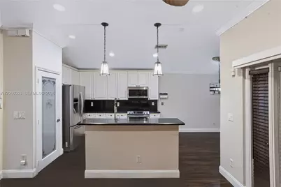 4927 Lombard Pass Dr, Lake Worth, FL 33463 - Photo 12