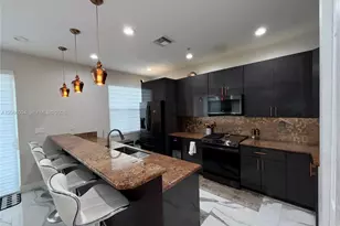 2851 W Prospect Rd, Tamarac, FL 33309 - Photo 20