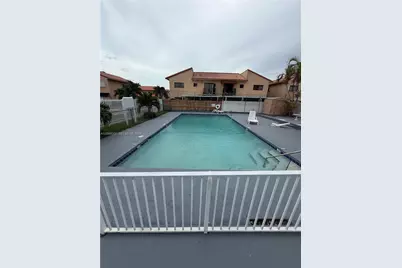 7792 W 29th Way #202, Hialeah, FL 33018 - Photo 30