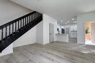 2050 Madeira Dr, Weston, FL 33327 - Photo 4