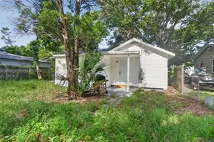 1752 42nd St S, Saint Petersburg, FL 33711 - Photo 18