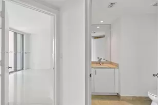 1331 Brickell Bay Dr, Miami, FL 33131 - Photo 26