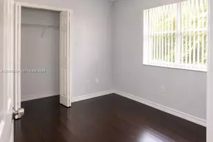 10666 SW 7th St, Pembroke Pines, FL 33025 - Photo 12