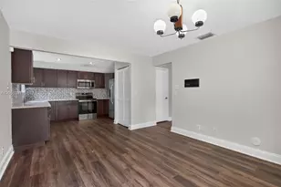587 NW 38th Ave, Deerfield Beach, FL 33442 - Photo 8