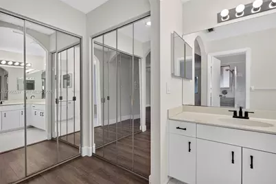 587 NW 38th Ave, Deerfield Beach, FL 33442 - Photo 20