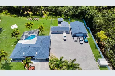 19901 Pine Echo, North Fort Myers, FL 33917 - Photo 2