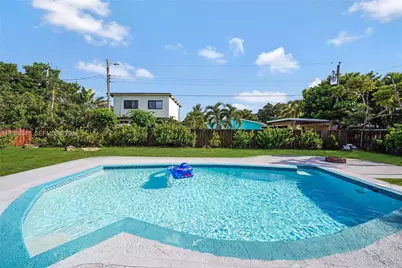 912 NE 9th Ct, Pompano Beach, FL 33060 - Photo 12