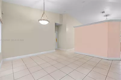 2204 SW 142nd Ct, Miami, FL 33175 - Photo 4