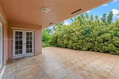 2204 SW 142nd Ct, Miami, FL 33175 - Photo 26