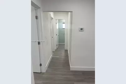 910 SW 8th Ave #D, Miami, FL 33130 - Photo 4