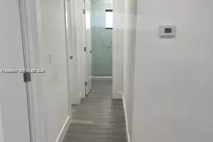 910 SW 8th Ave, Miami, FL 33130 - Photo 4