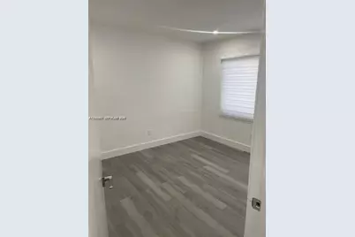 910 SW 8th Ave #D, Miami, FL 33130 - Photo 8