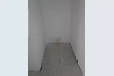 1368 NW 56th St, Miami, FL 33142 - Photo 12