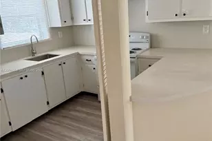 9390 E Bay Harbor Dr, Bay Harbor Islands, FL 33154 - Photo 6