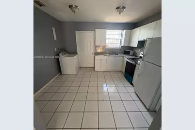 1693 NW 8th Ave #0, Florida City, FL 33034 - Photo 4