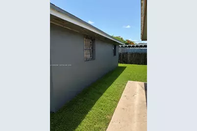 1693 NW 8th Ave #0, Florida City, FL 33034 - Photo 10