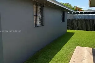 1693 NW 8th Ave, Florida City, FL 33034 - Photo 10